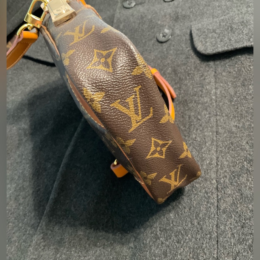 ✅ AUTHENTIC LOUIS VUITTON BAG - Picture 15 of 16